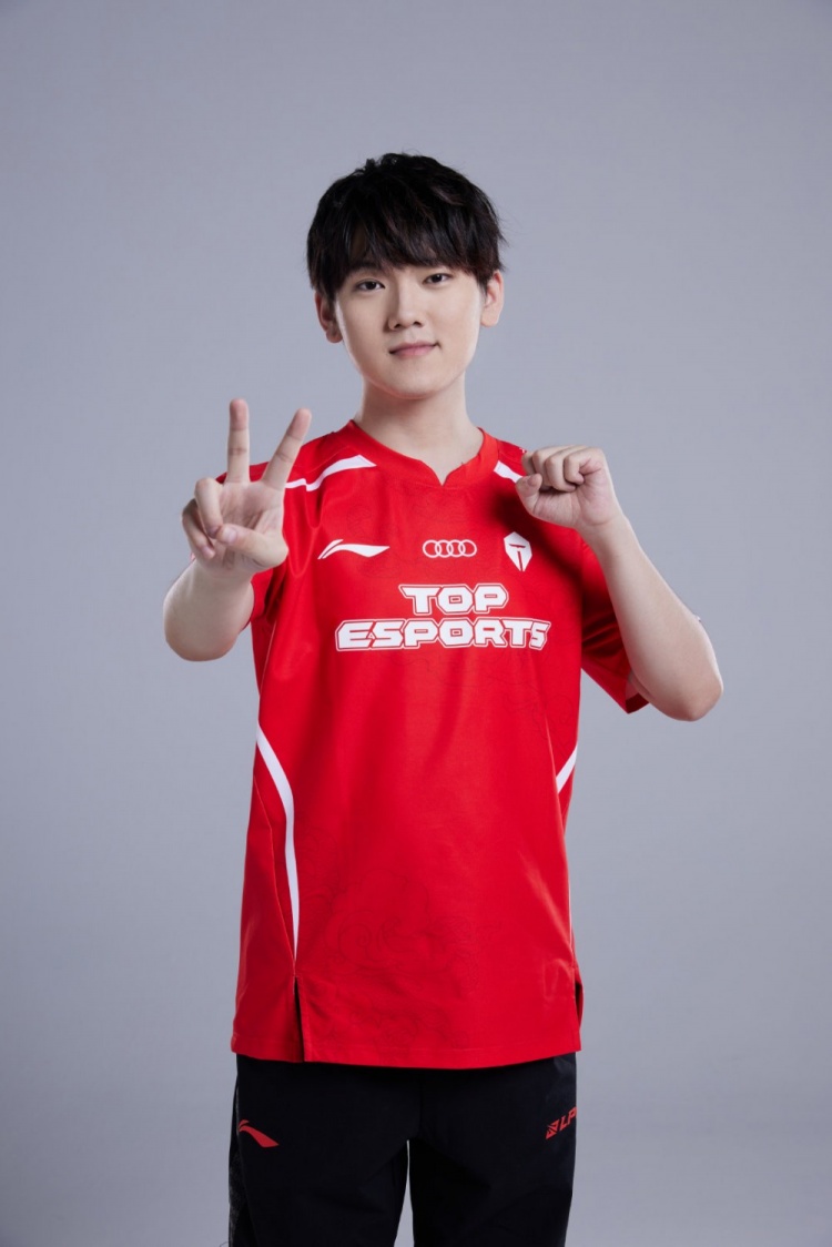 JackeyLove新星绝杀表现惊艳，TES未来可期！